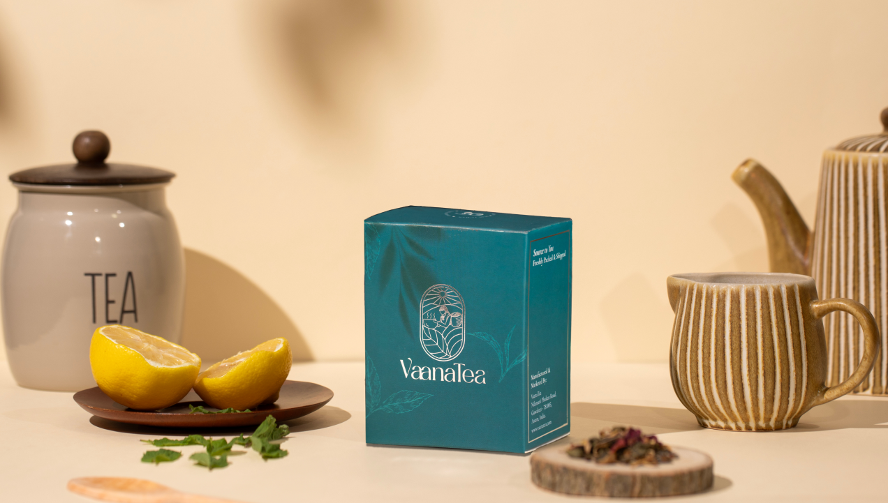 VanaTea box with lemons and tea set